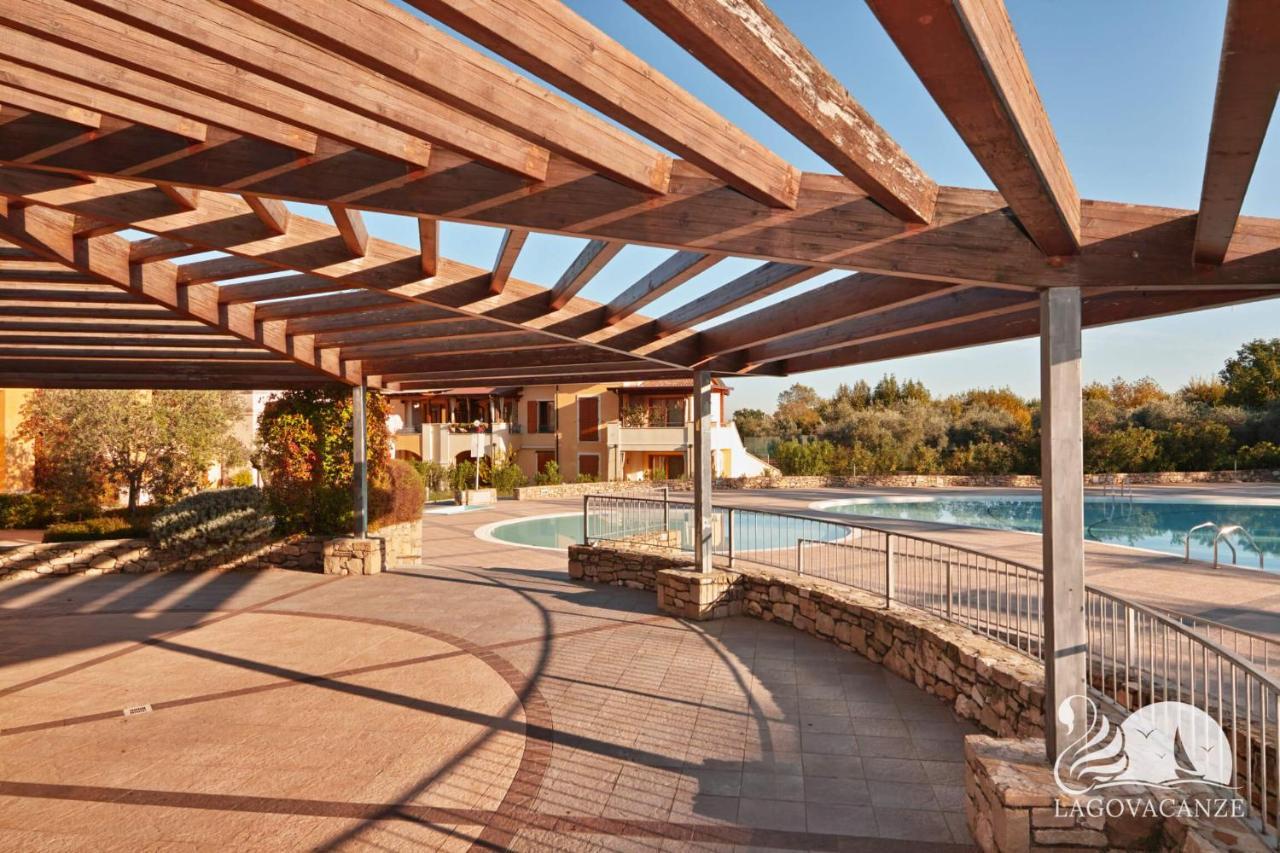 Appartamento Lago Blu マネルバ・デル・ガルダ エクステリア 写真